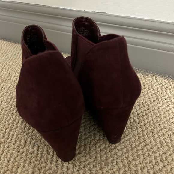 2/$20❤️- BOOTIES | Women’s George booties size 7 - Picture 5 of 6